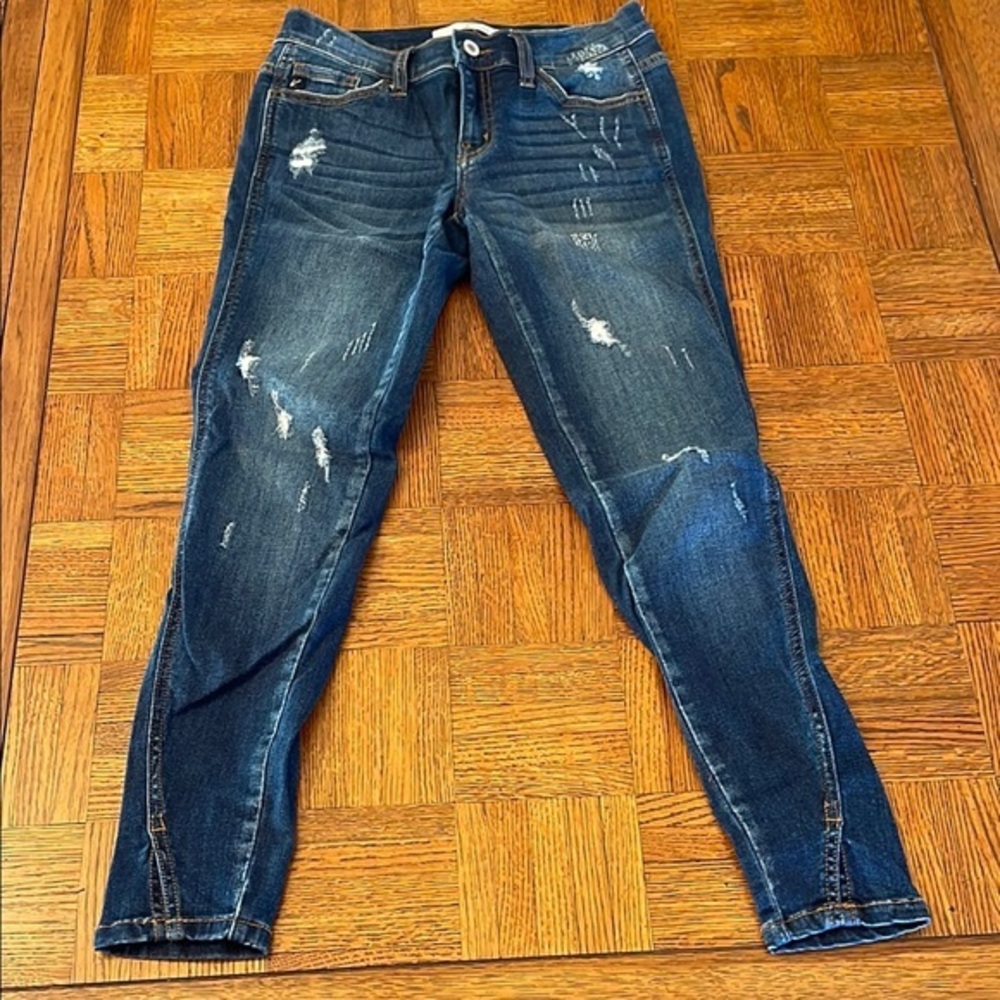 KanCan distressed super skinny jeans Jeans size 25/3